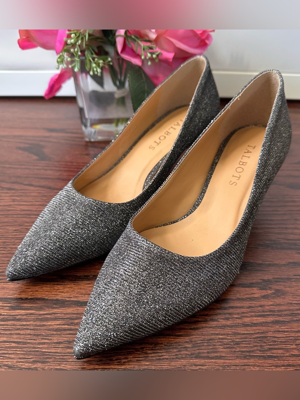 NWOT Talbots dark grey metallic pumps, size 5.5M